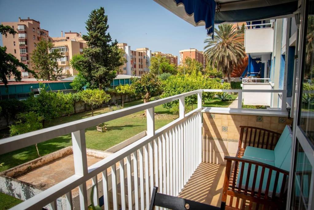 Апартаменти Piso Con Jardin Малага Екстер'єр фото